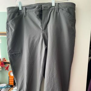 Eddie Bauer Cropped Hiking pants